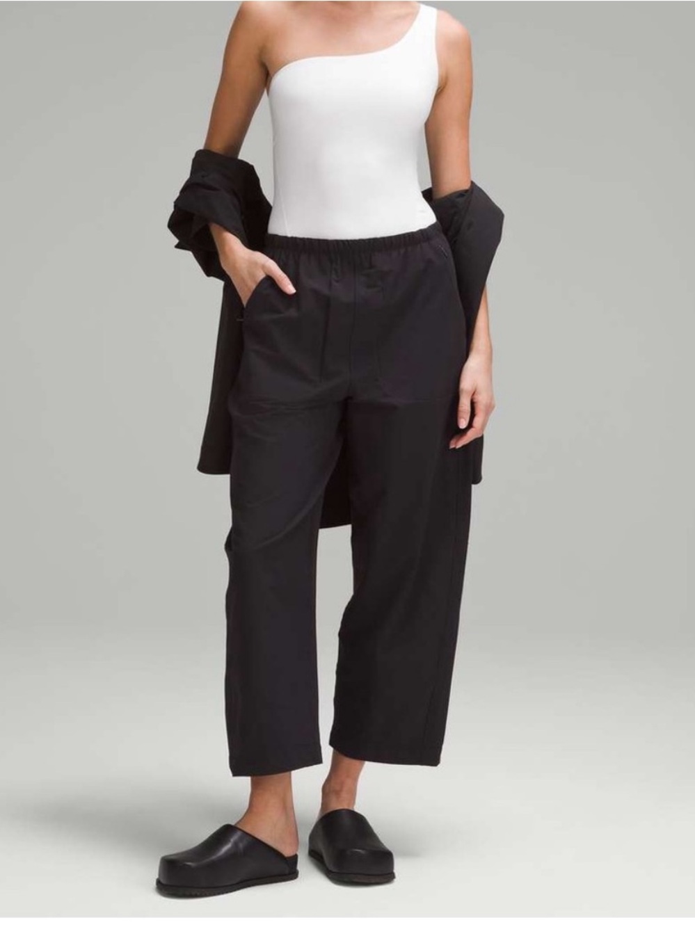 lululemon athletica Light Weight Mid-Rise Barrel Leg Cropped Pant NWOT